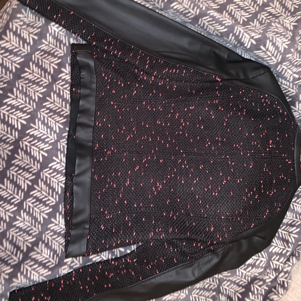 Express Jacket - Picture 4 of 5